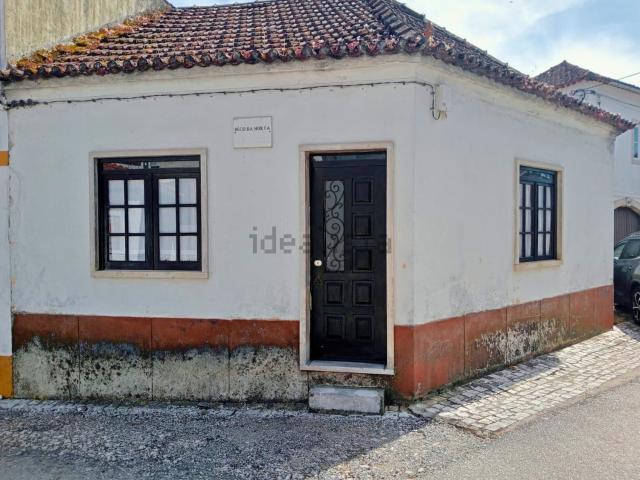 Moradia, Espinheiro