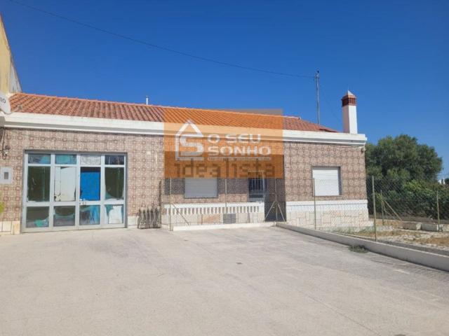 Moradia, Estoi