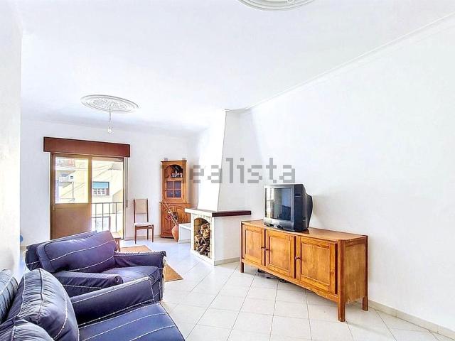 Moradia, Estômbar e Parchal