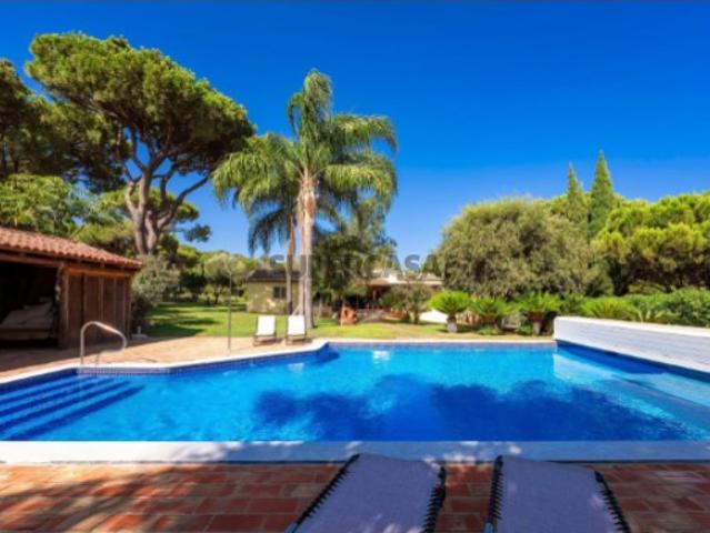 Moradia estilo colonial de Luxo | Vilamoura, Algarve