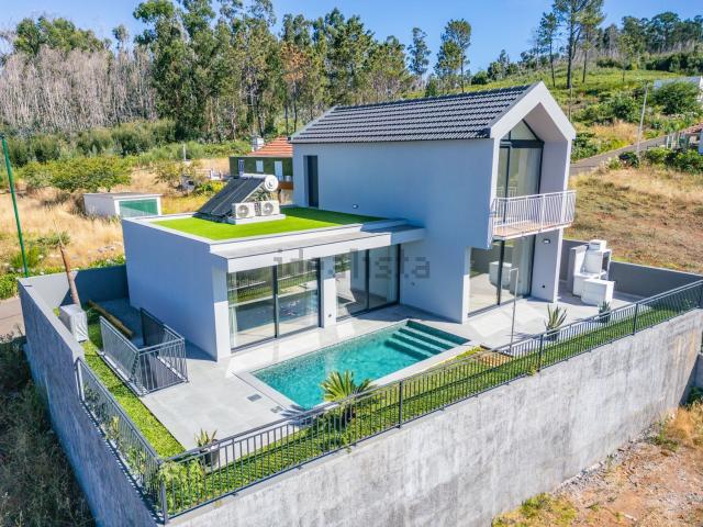 Moradia, Fajã da Ovelha