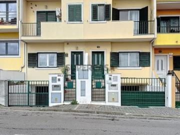Moradia Familiar Soalheira em Excelente Localização Bacelos de Gaio