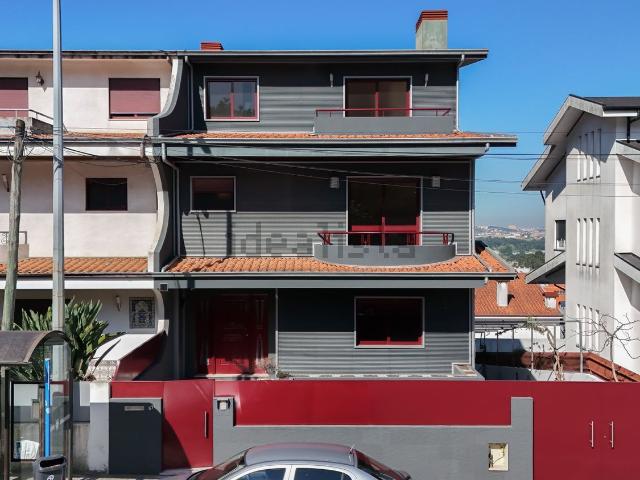 Moradia, Fânzeres e São Pedro da Cova