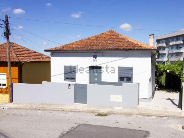 Moradia, Fânzeres e São Pedro da Cova