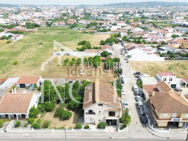 Moradia, Fazendas de Almeirim