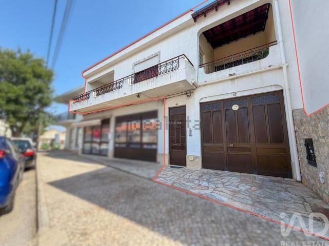 Moradia, Fazendas de Almeirim