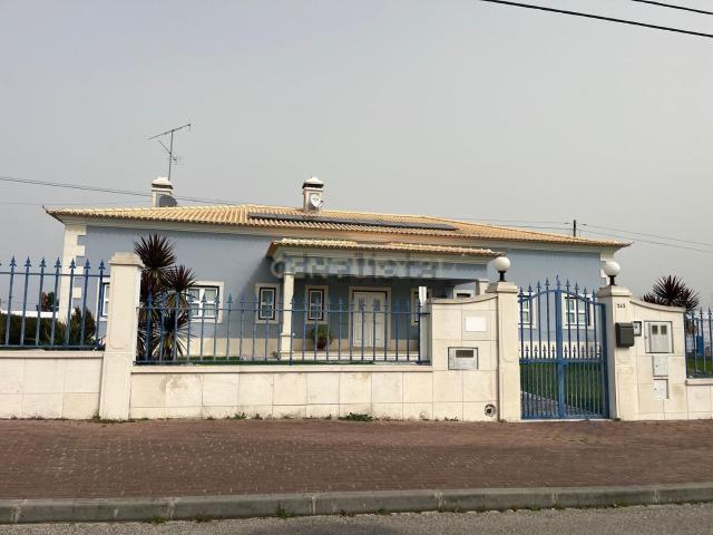 Moradia, Fazendas de Almeirim
