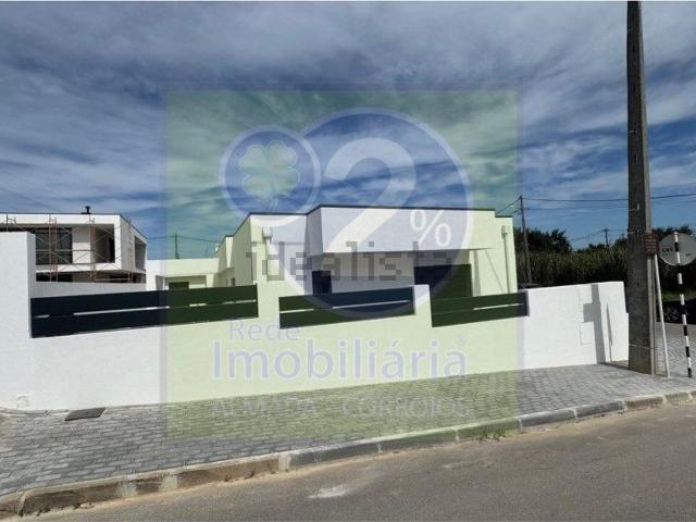 Moradia, Fernão Ferro