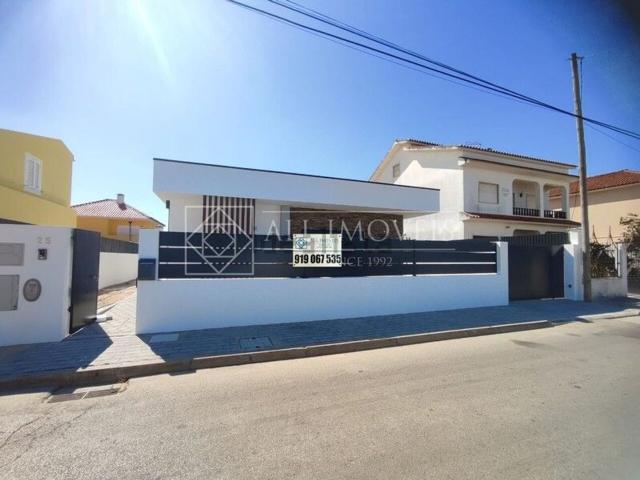 Moradia, Fernão Ferro