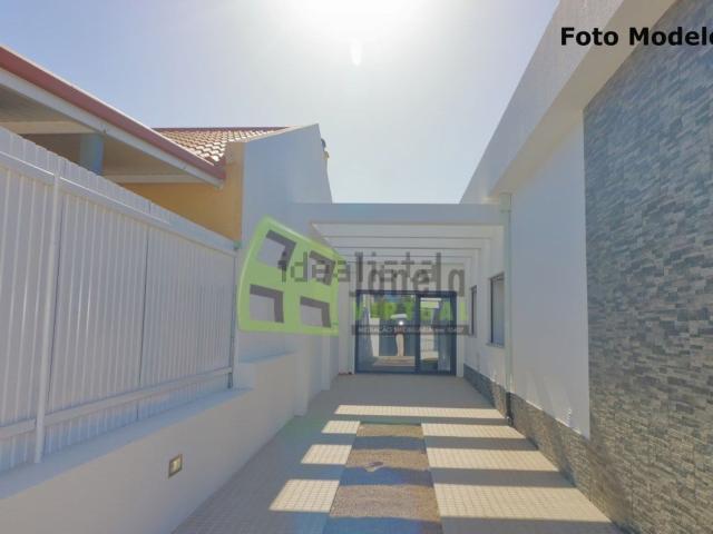Moradia, Fernão Ferro