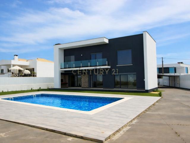 Moradia, Fernão Ferro
