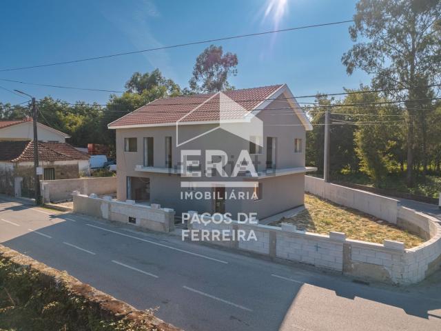 Moradia, Ferreira