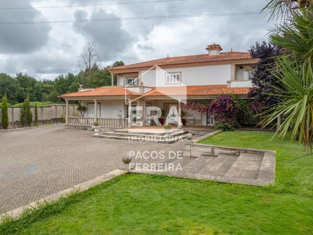 Moradia, Ferreira