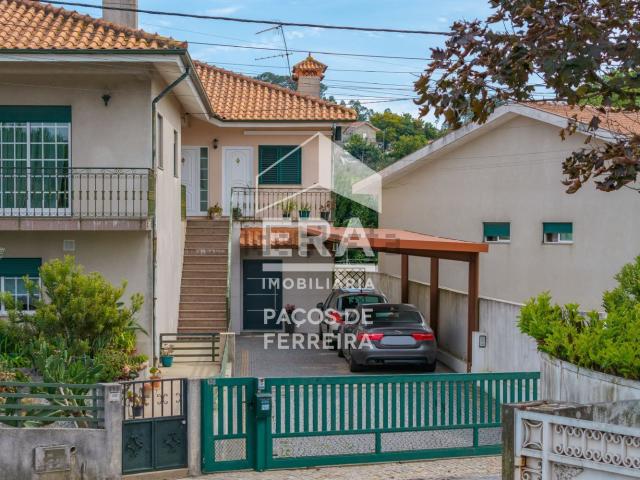 Moradia, Ferreira