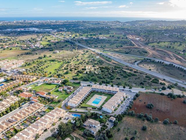 Moradia, Ferreiras