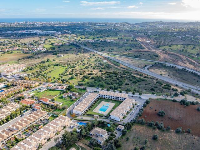 Moradia, Ferreiras