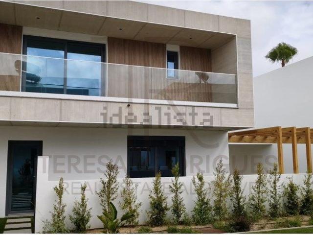 Moradia, Ferreiras