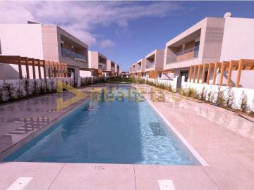 Moradia, Ferreiras