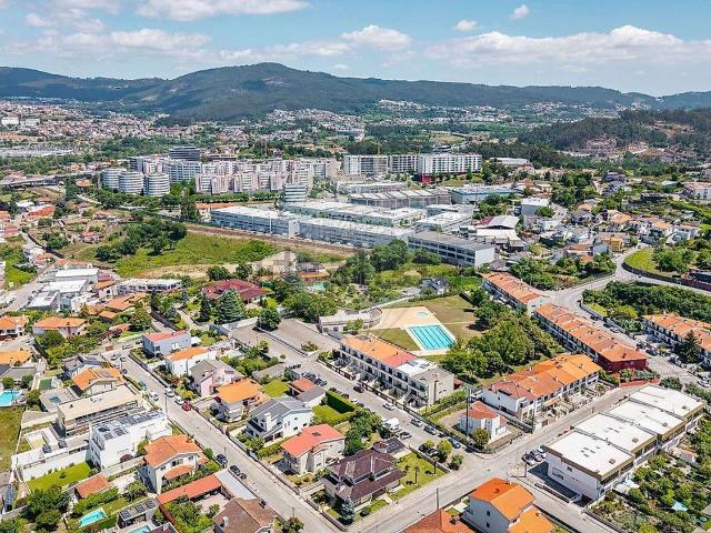 Moradia, Ferreiros e Gondizalves