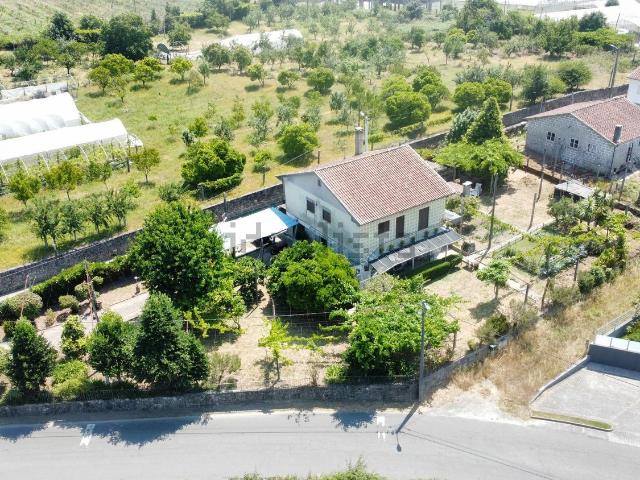 Moradia, Ferreiros Prozelo Besteiros