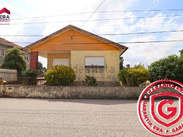 Casa à venda em Fiães