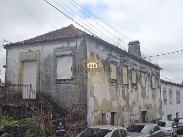 Casa à venda em Fiães