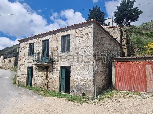 Moradia, Fiães