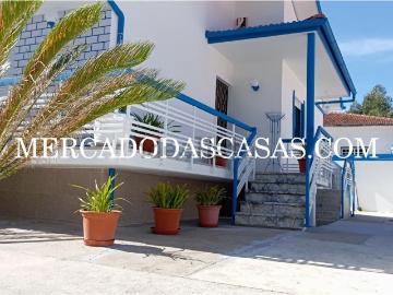 Casa à venda em Fiães