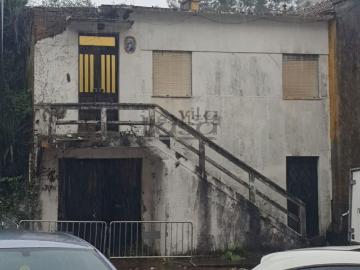Casa à venda em Fiães