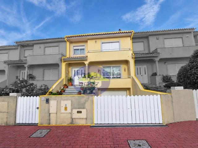 Moradia, Fiães