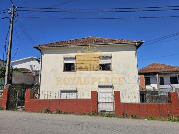 Casa à venda em Fiães