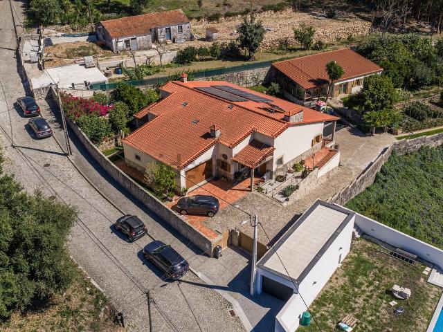 Moradia, Folgosa