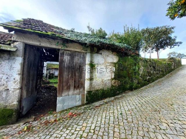 Moradia, Fonte Arcada