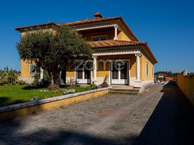 Moradia, Fonte de Angeão