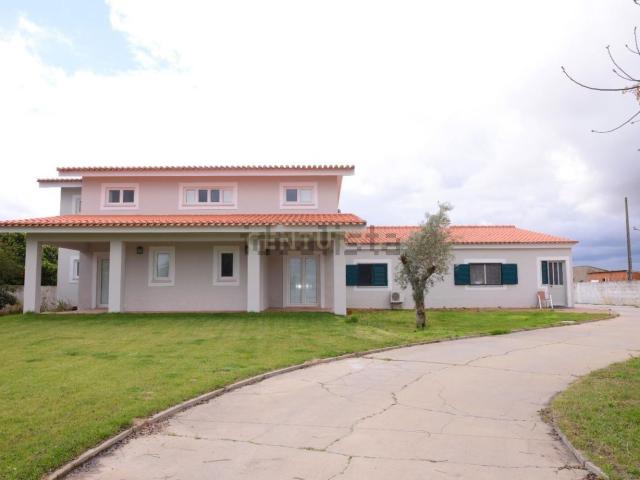 Moradia, Foros de Salvaterra
