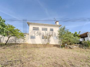 Casa à venda em Sapugal
