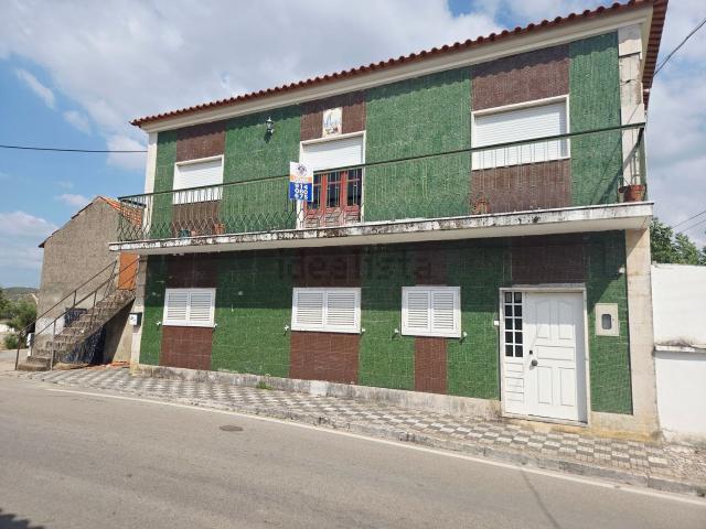 Moradia, Freixianda Ribeira do Fárrio Formigais
