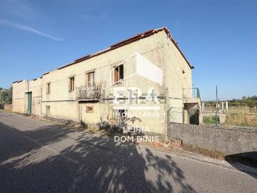 Moradia, Freixianda Ribeira do Fárrio Formigais