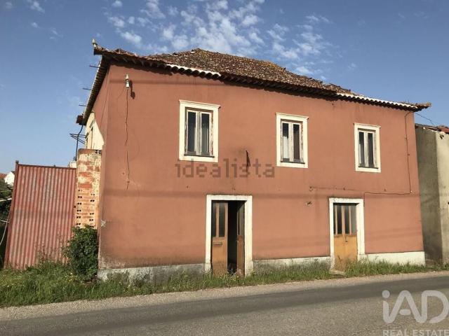 Moradia, Freixianda Ribeira do Fárrio Formigais