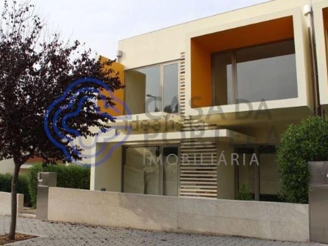 Moradia, Fridão