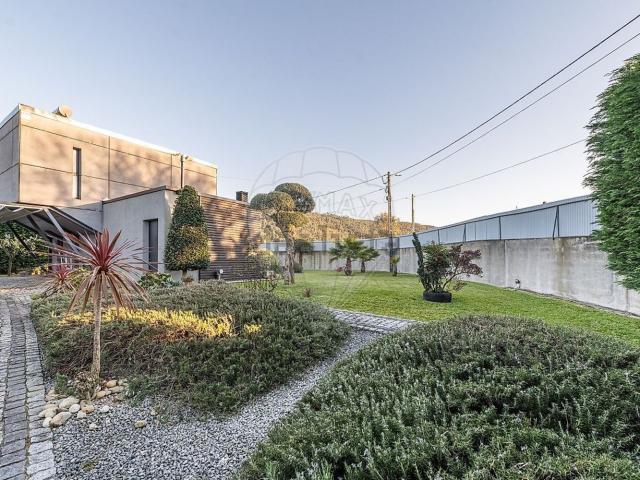 Moradia, Guisande e Oliveira São Pedro