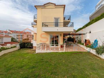 Moradia geminada no centro da Ericeira 164m² Ericeira