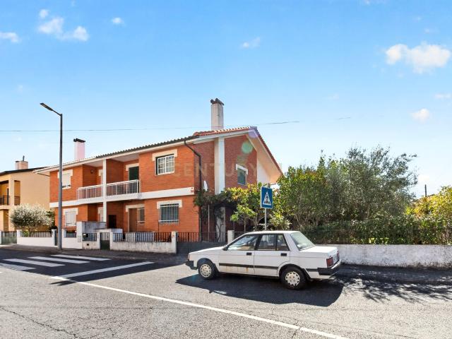 Moradia Geminada Bragança