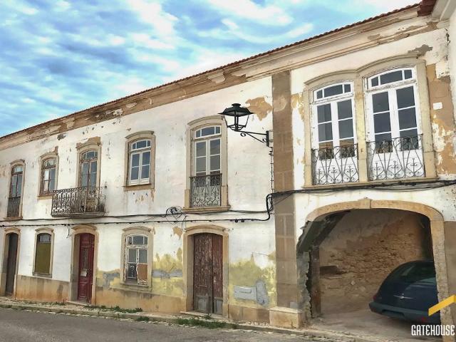 Moradia geminada com apartamento de 2 quartos e área comerci. 252m² Lagoa e Carvoeiro