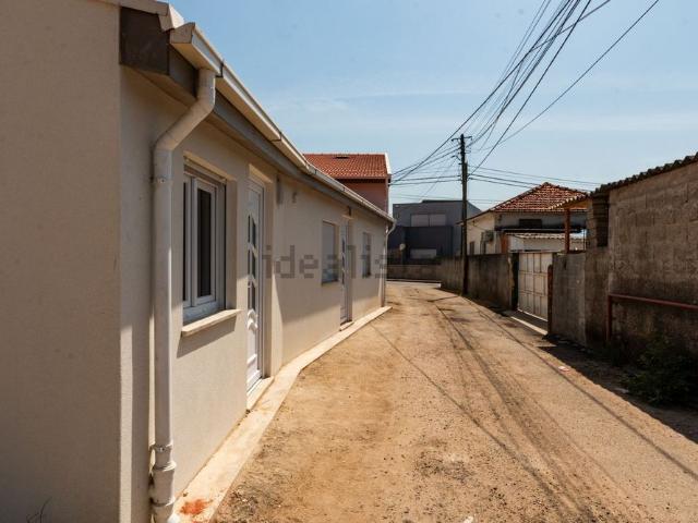 Moradia geminada em Sermonde