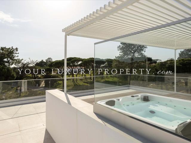 Moradia Geminada em Villas Alvas 324m² Alte