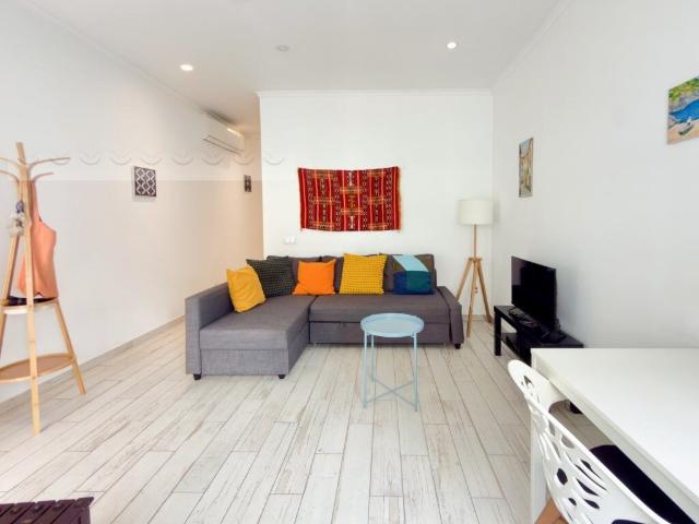 Moradia geminada remodelada | T1 | Terraços | Centro históri. 65m² Silves
