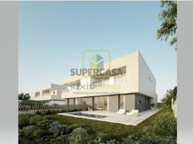 Moradia Geminada T4 Venda em Oliveirinha,Aveiro