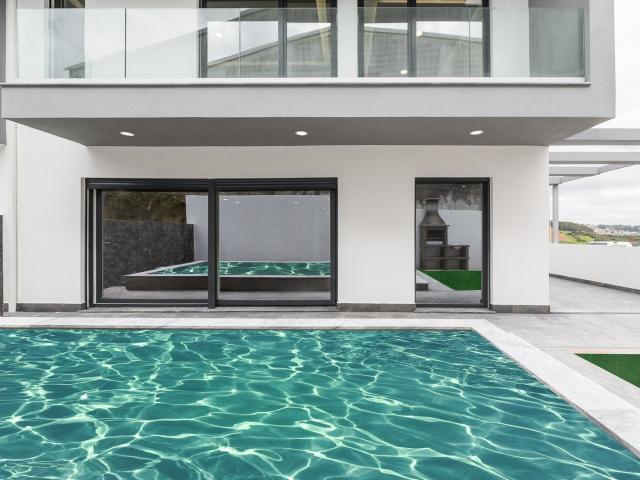 Moradia Geminada T4 Venda em Queluz e Belas,Sintra 120m² Queluz e Belas