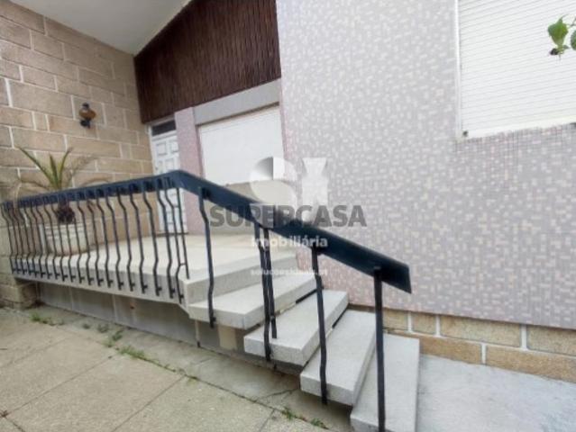 Moradia Geminada T4